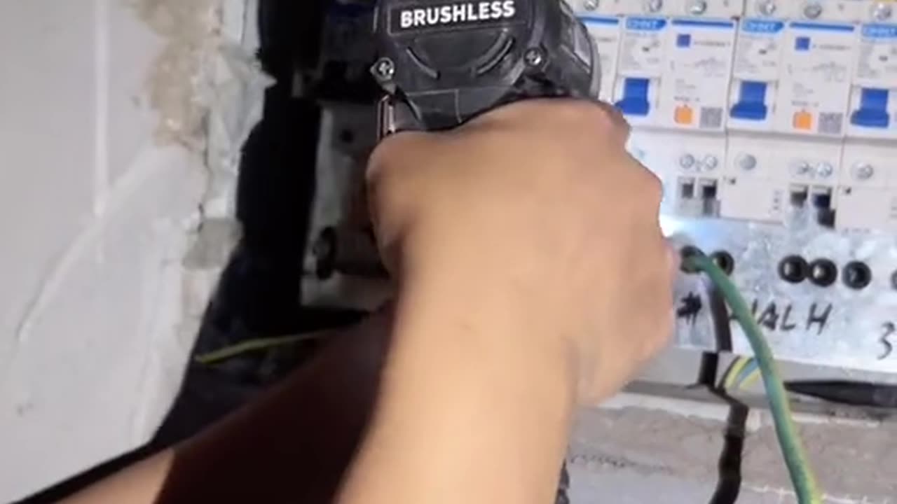 Electric power work Amazing telent by Gril