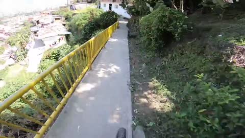 CRAZY URBAN MTB DOWNHILL TRACK - FULL RACE RUN!