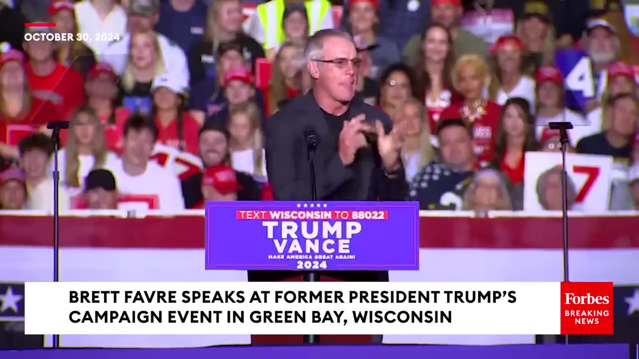 Brett Favre Tees Off On Biden For Calling Trump Supporters 'Garbage' At Wisconsin Rally| Full.