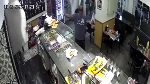 💥🇮🇱 Israel War | CCTV Captures Hamas Rocket Landing | Kiryat Shmona | RCF