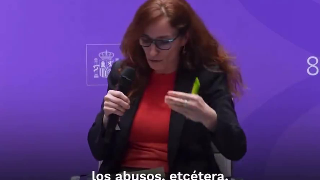 España | La ministra de sanidad diciendo que los hombres son menos saludables