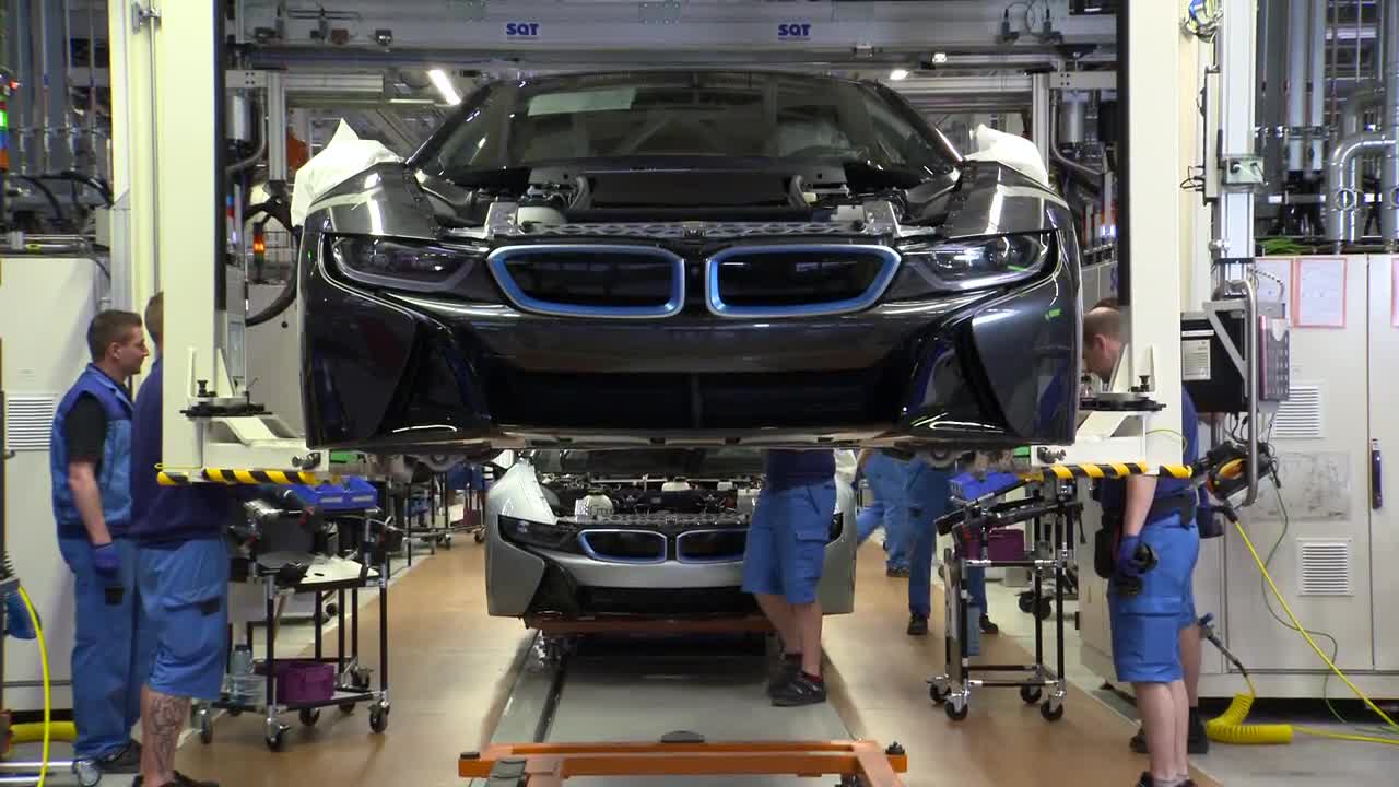 BMW i8 - See how the sportscar gets built