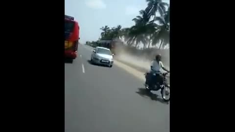 Video Of 2 Racing Buses In Coimbatore Goes Viral, Licences Of Drivers Suspended