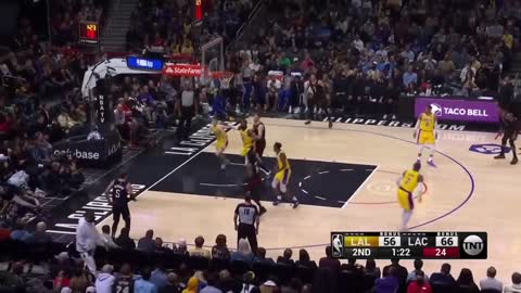 Russel Westbrook Told Lebron “Look At Me Dawg ! “ After Insane Ally-Oop&James Never Been So Proud !