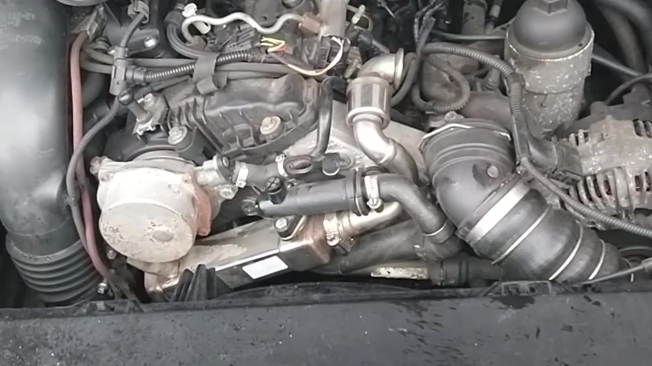 How it sounds the diesel BMW M57 engine without intake manifold?