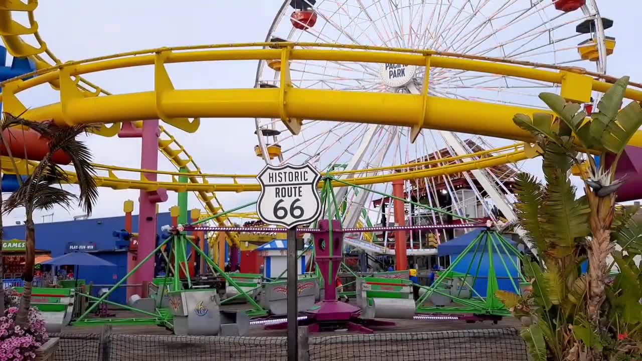 Nemo & Coco Playing at Santa Monica Pier! Brian Ka Video Vlog