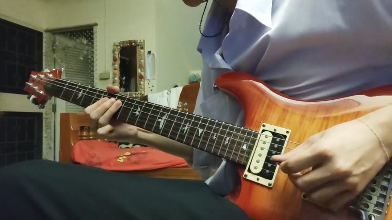 Cewek Remaja Cover gitar