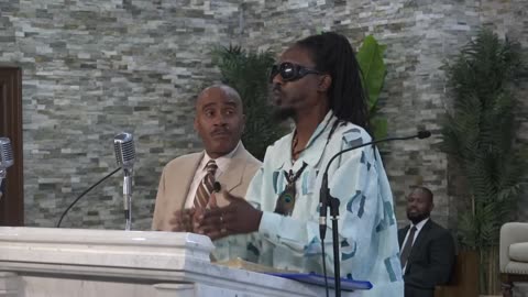 Pastor Gino Jennings DEBATES Brother Israel About "Is The COVID-19 Vaccine The Mark Of The Beast?"