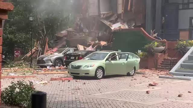 Apartment Explosion Aftermath in Dunwoody Georgia