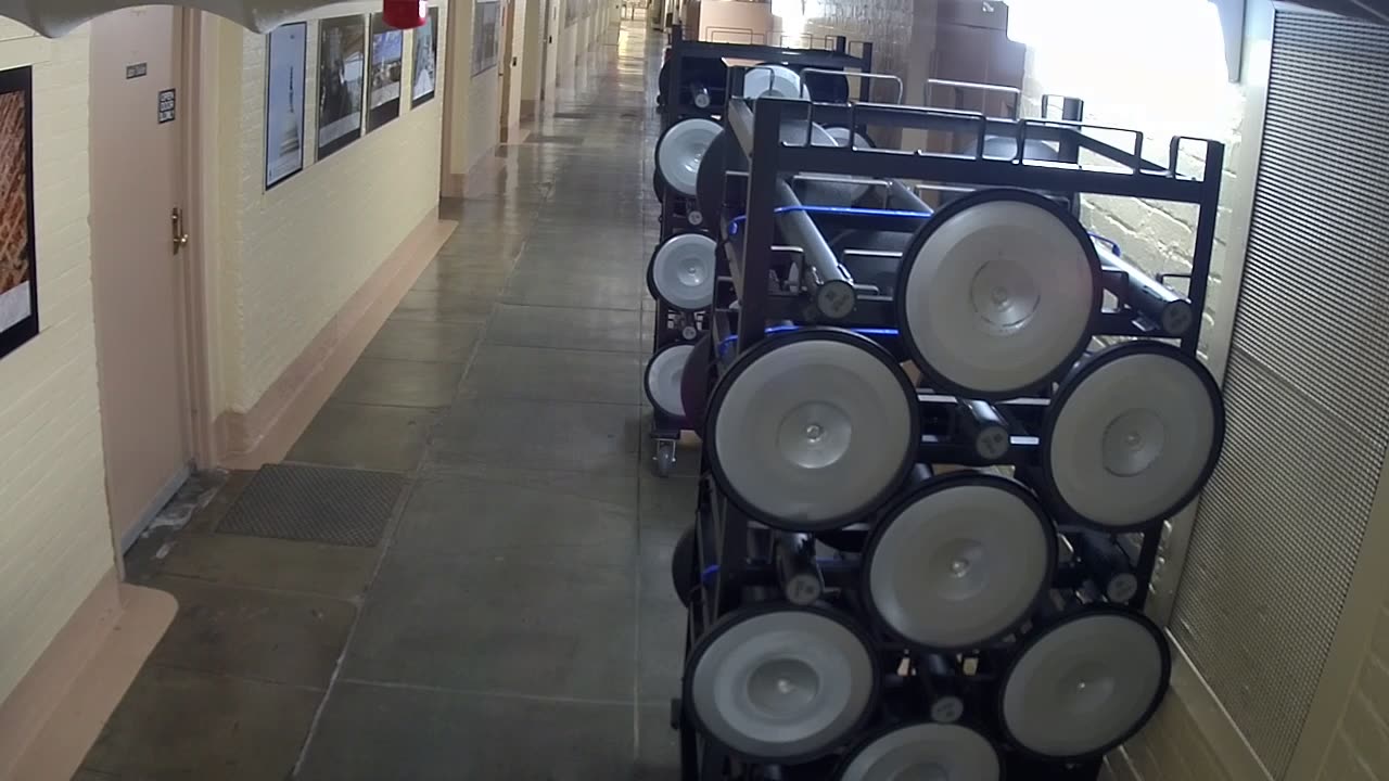 0058USCHBAHT46Hallway_2021-01-05_04h00min00s493ms.mp4