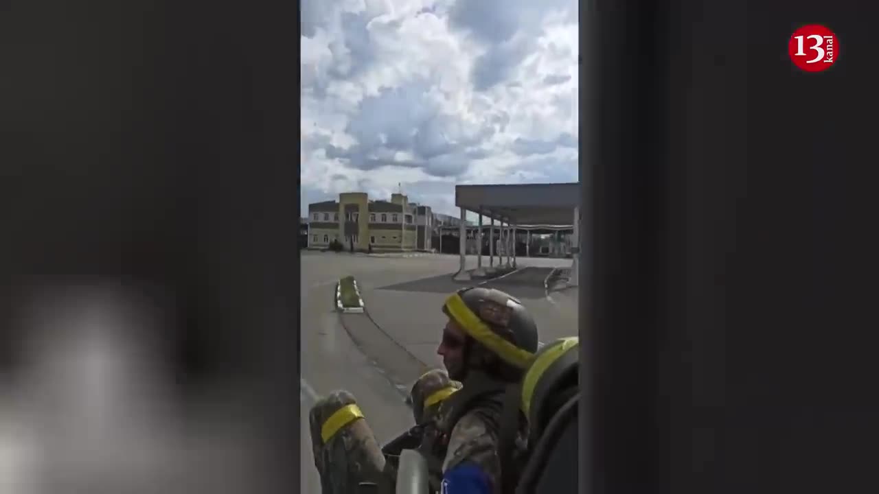 Russian volunteers entering Belgorod, shared new footage from the border