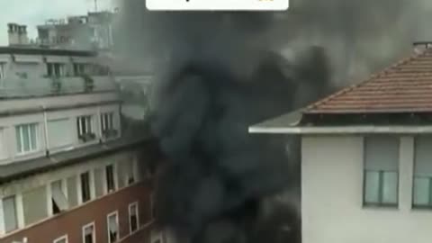 Electric Car Explodes In Milan...