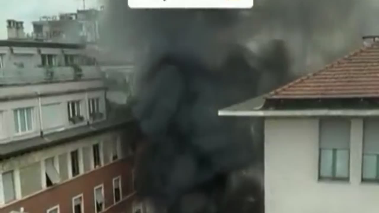 Electric Car Explodes In Milan...