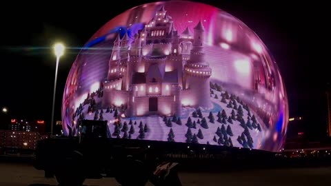 Sphere Las Vegas free show: 'Snowglobe/Future Paradise (w/flocks of birds)', no ticket needed