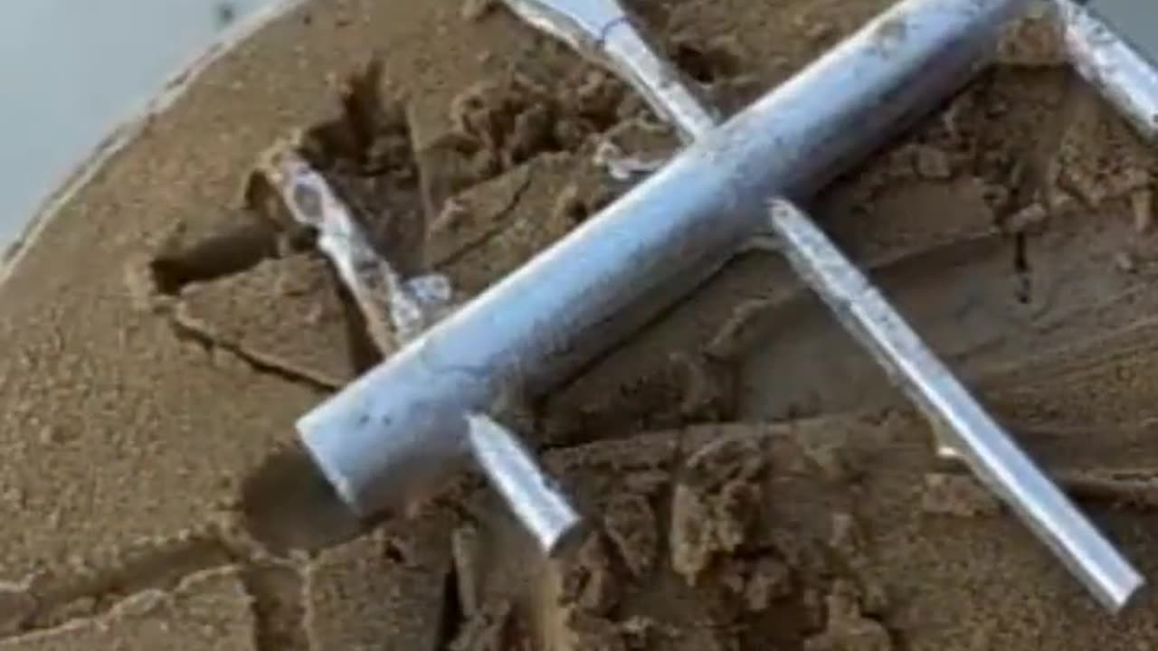 Formation and smelting of minerals on sand