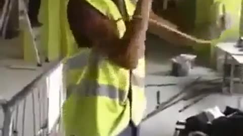 This Was The Moment This Bro Discovered Cable Supremacy