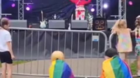 Drag Queen Dressed In Blood Throws Tampons To Children At A “Family Friendly” Pride Festival