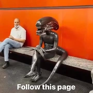 What is this guy 😱😱😱😱😱