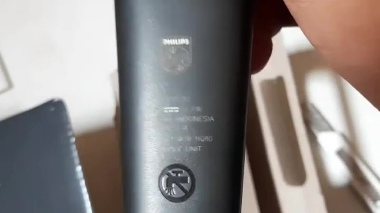 Philips beard trimmer Unboxing