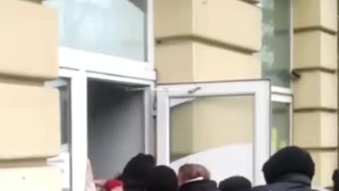 Complain about your life and despair of problems? Then take a look