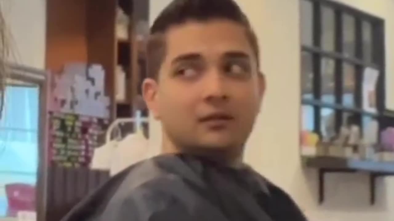 His reaction was priceless 🤣😝//couple prank