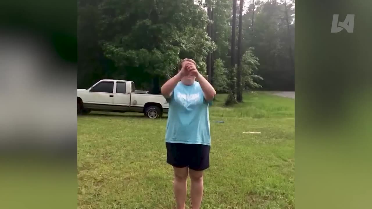 Best_Fails_of_The_Week_-_Try_Not_To_Laugh_Funny_Videos(1080p)