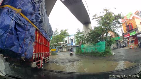 Overloaded Truck is Tipsy