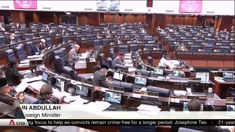 Chaos in Malaysia parliament after opposition lawmakers press House on Sabah issue