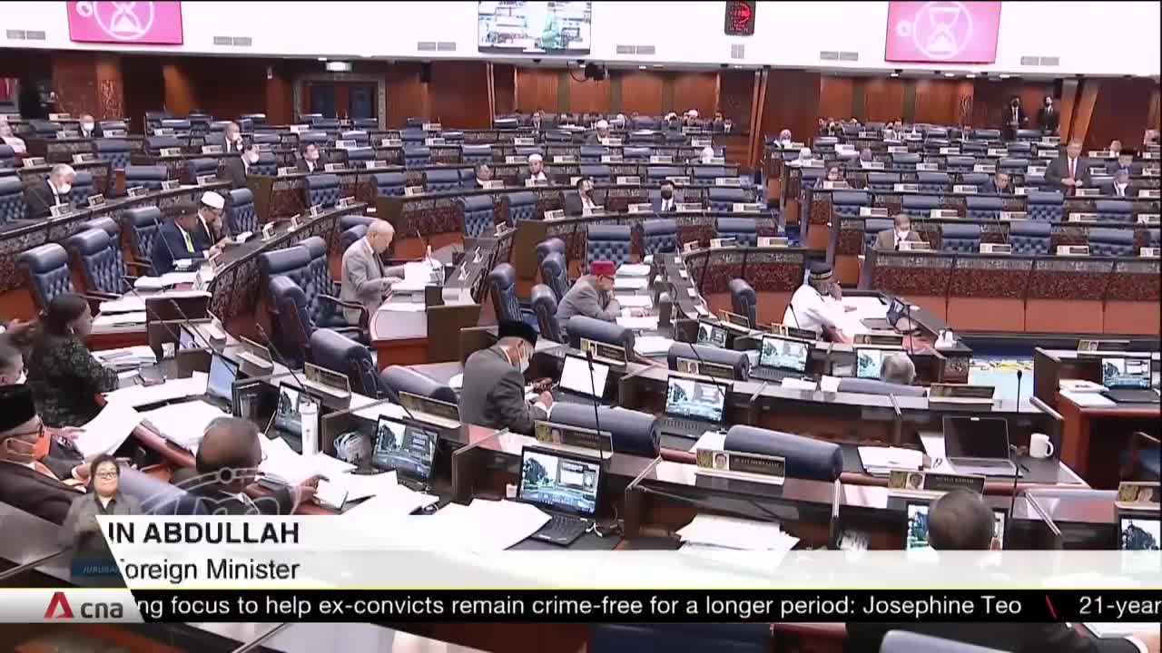 Chaos in Malaysia parliament after opposition lawmakers press House on Sabah issue