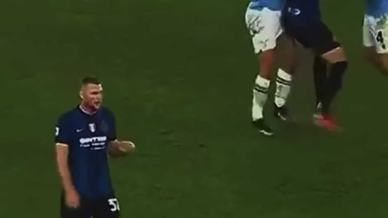 Lazio Defender Luiz Felipe Shown Red For Absurd Joke After Full Time
