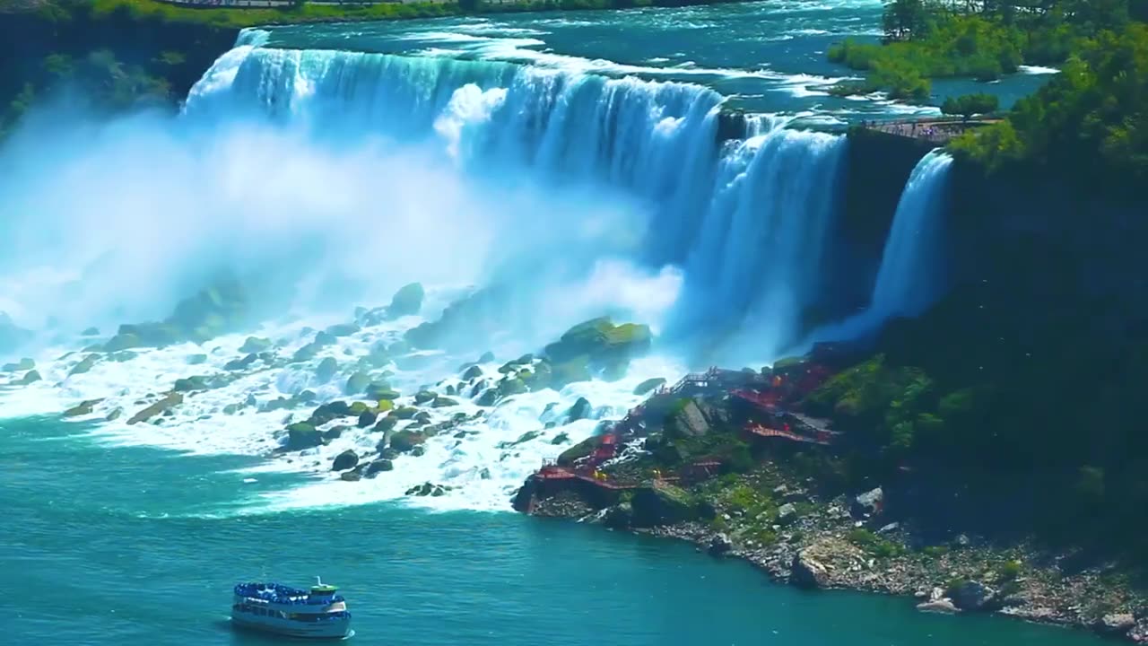 9K Videos Nature waters looking Green scene