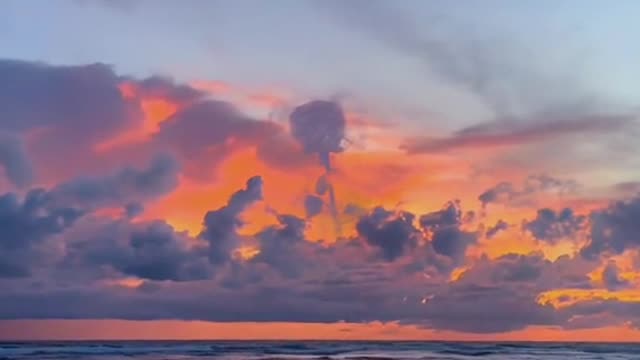 Look at the rose cloud