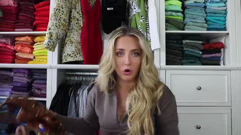 Ugliest kardatian clothes