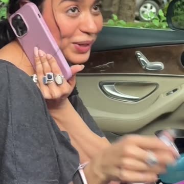 Bollywood update: #SoundaryaSharma snapped post her gym session.#ytshorts #trending #paparazzi