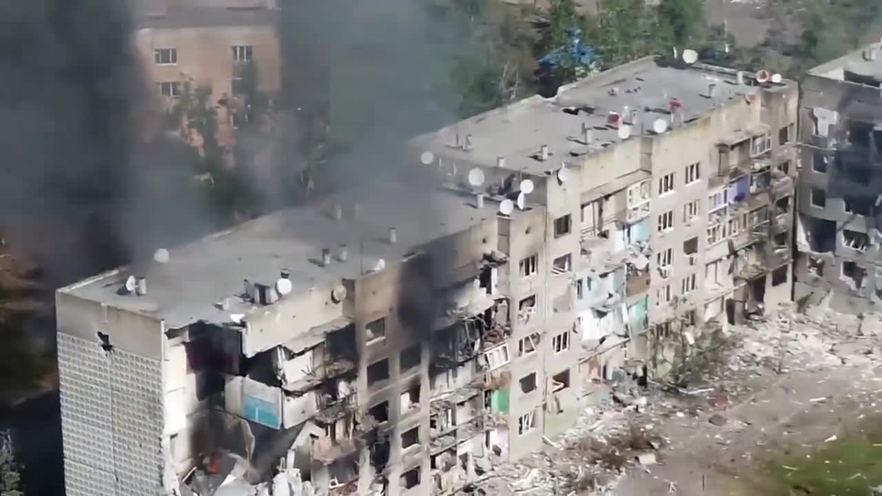 The Russian world has arrived in the city of Lisichansk