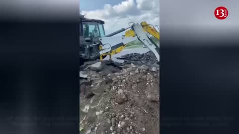 Russians are digging roads to prevent “Wagner