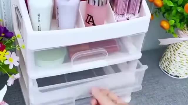 make-up box