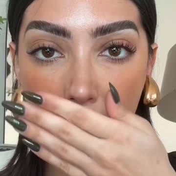 Brown mascara for brown eyes to pop