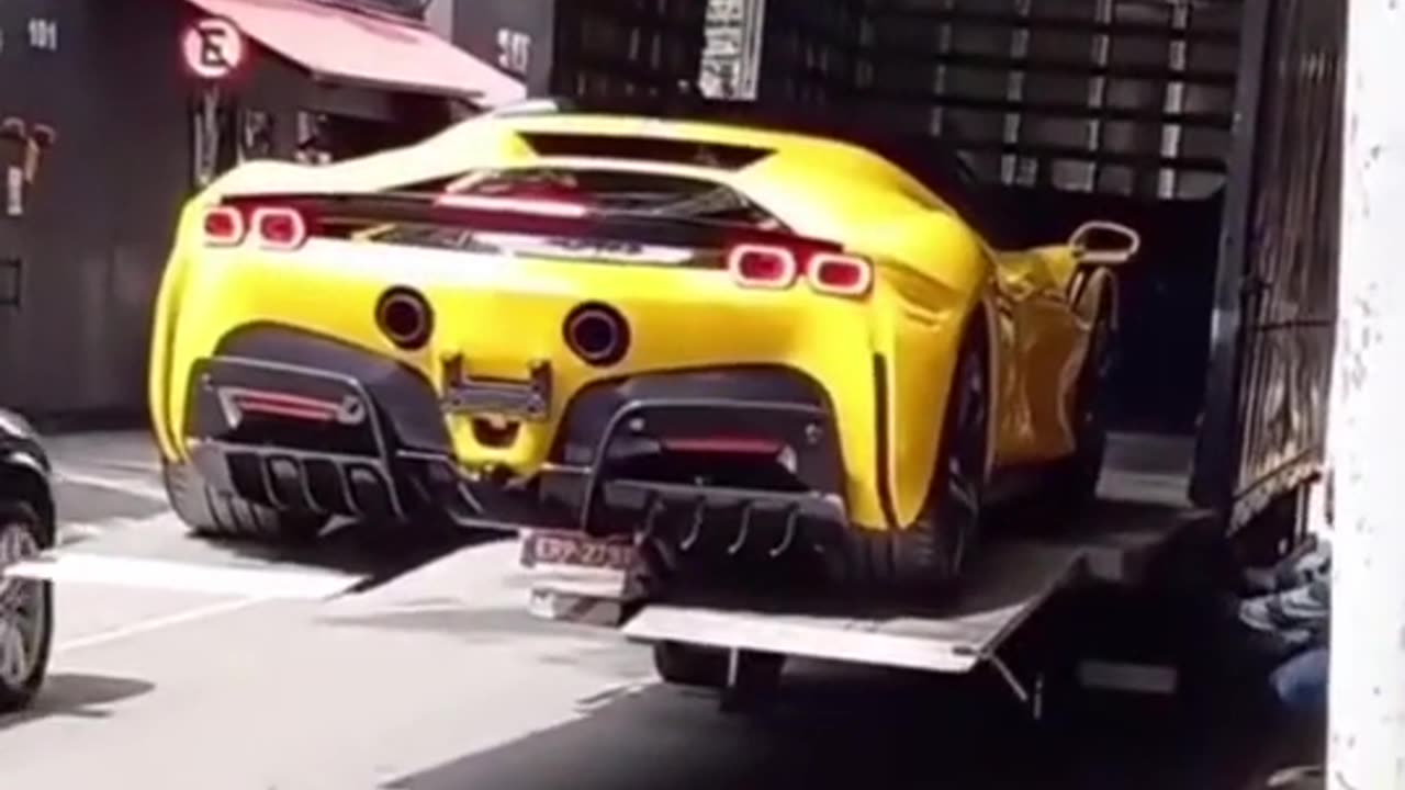 Ferrari crash delivery fail