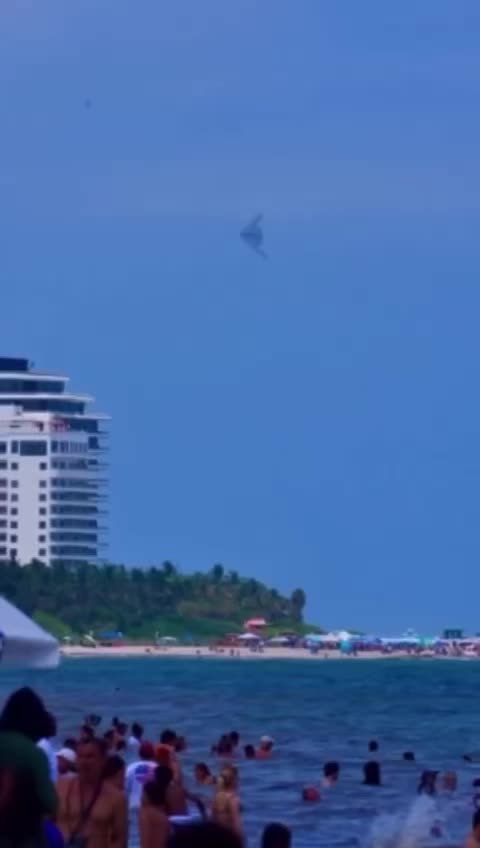 Airborne over FL, last hour.