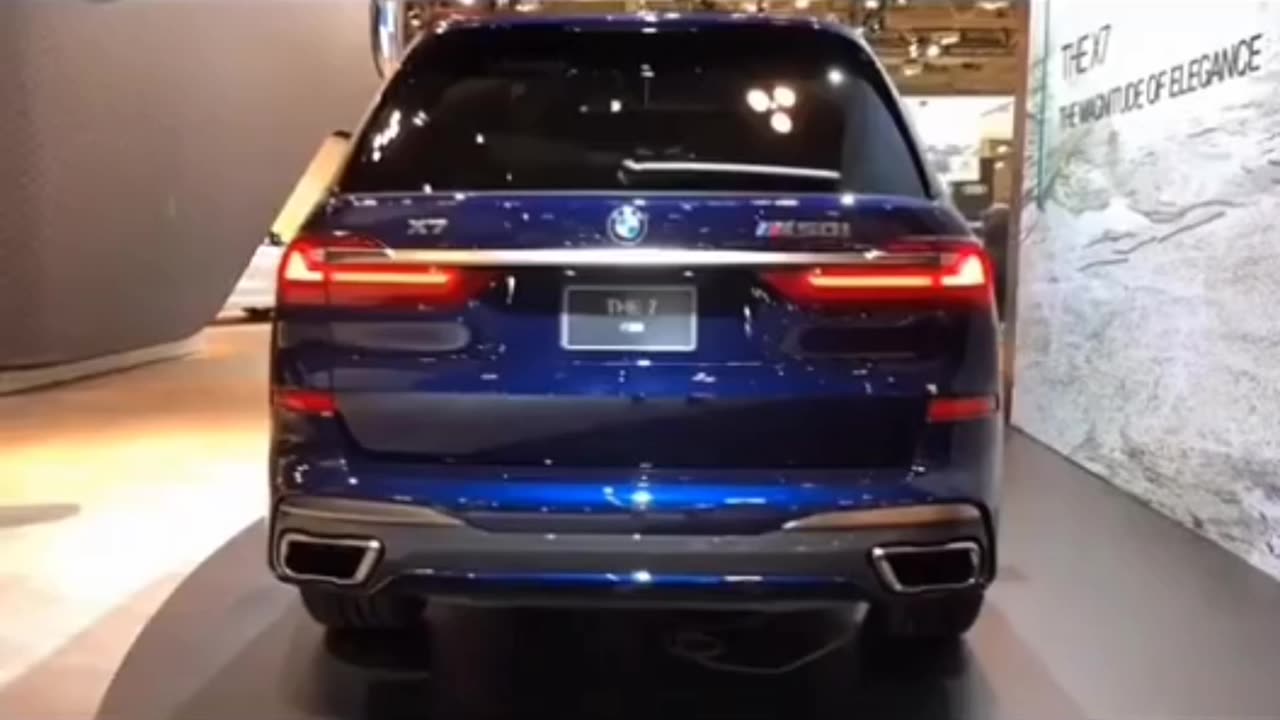 Review BMW X7 M50i xDrive 2021, Interior And Eksterior