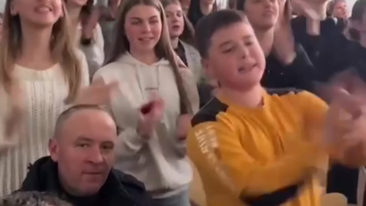 Ukrainian children sing the Bandera song.