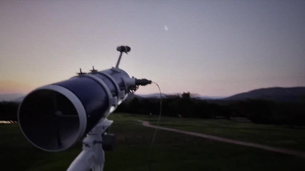 Asteroid falling on the moon