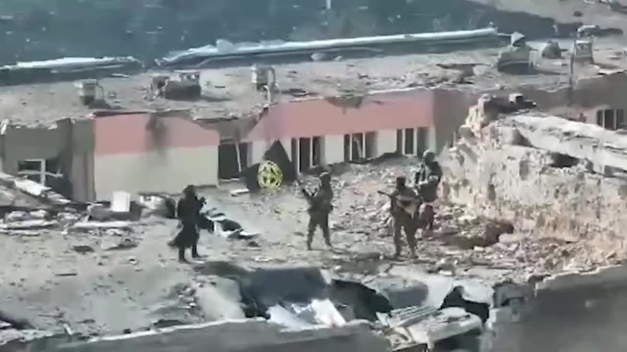 The fighters of the Wagner PMCs are almost in the center of Bakhmut