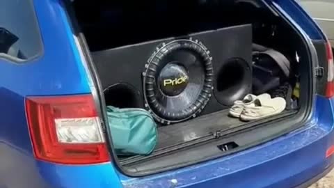 🤣🤣🤣the car pump ate the shoe and spat out the remains 🤣🤣🤣🤣