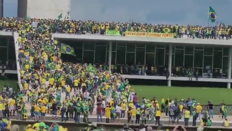 Brazilian National Congress completely taken by Brazilian Spring Protesters