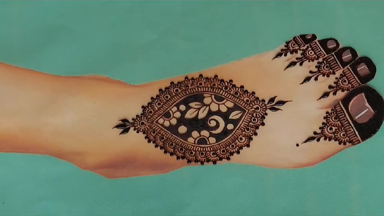 New stylish feet mehndi design || Stylish Mendi design || Simple Mehndi ||