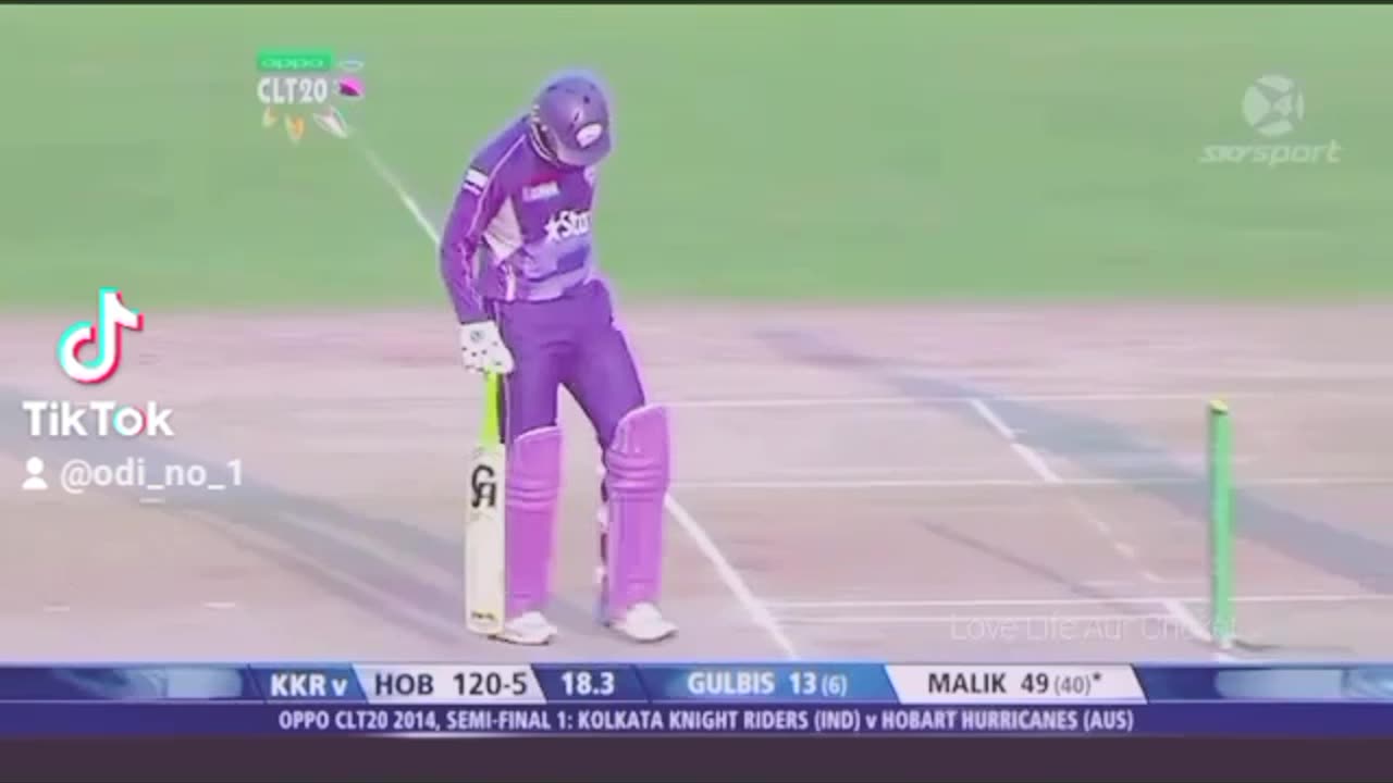 Shoaib Malik smashing kuldeep Yadav everywhere #cricketvideo #sixes #sixsixes