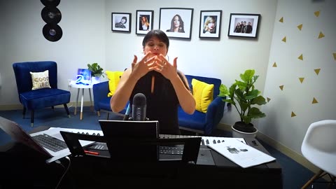 Master Your Singing Voice: Expert 10 Min. Vocal Warm-Up