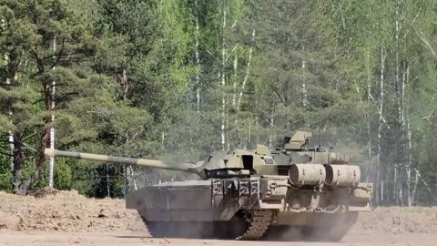 Footage of Russia 2021 Armata during trials